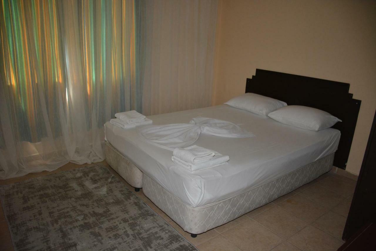 Bahceli Family Otel Antalya Exterior foto