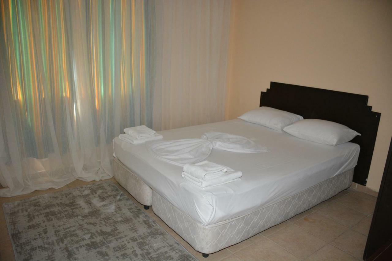 Bahceli Family Otel Antalya Exterior foto